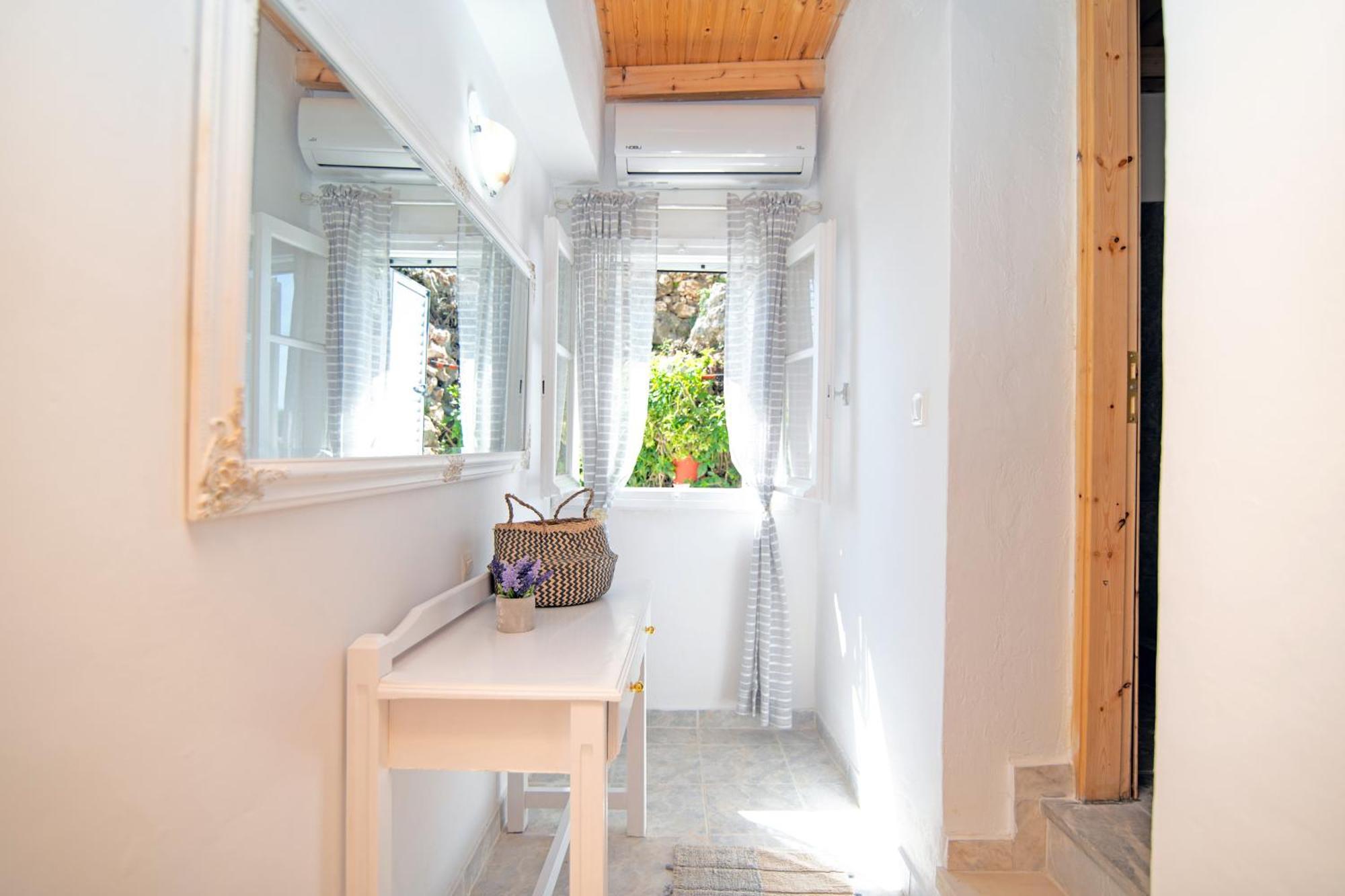 Euterpe's House Corfu Apartment Barbati
